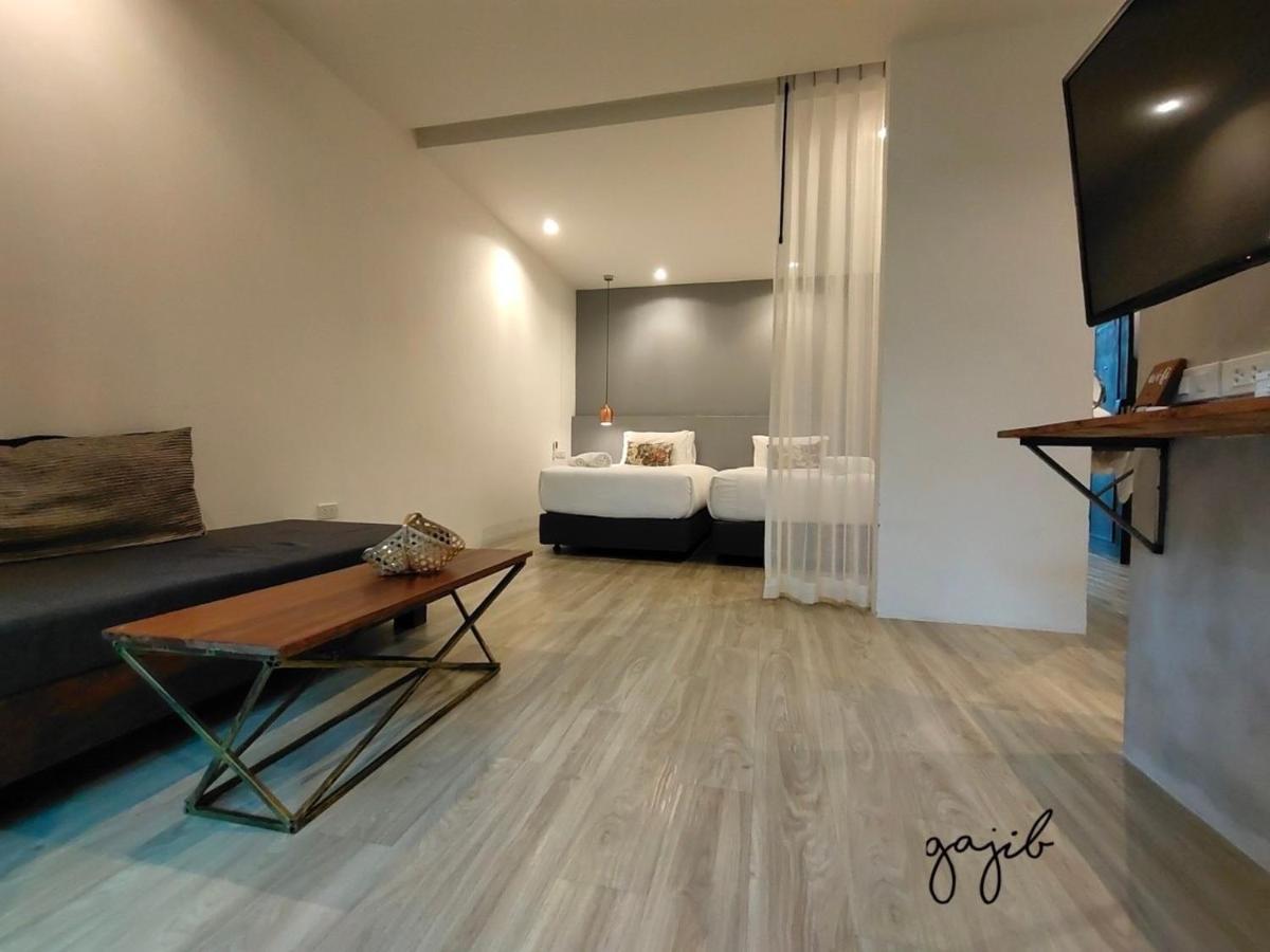 Gajib Bed&Breakfast 암파와 외부 사진